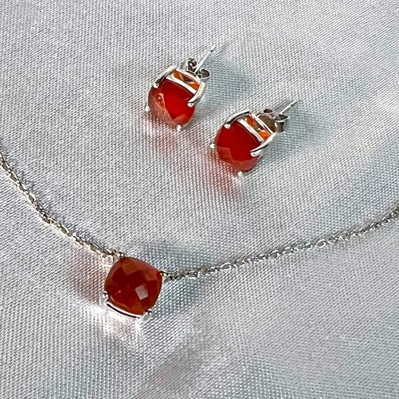 NWOT Macy's Sterling Silver Cushion Cut Red Agate Necklace and Earrings Set - Picture 6 of 6